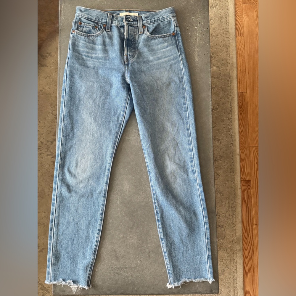 Levi’s Premium Wedgie Jeans - Picture 5 of 6